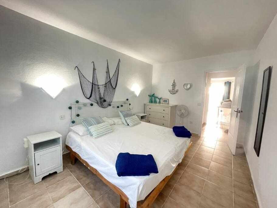 Brut Apartamento Con Piscina Cala'N Blanes  Exterior photo